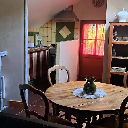 Les Pruniers * Fraissinet-de-Fourques